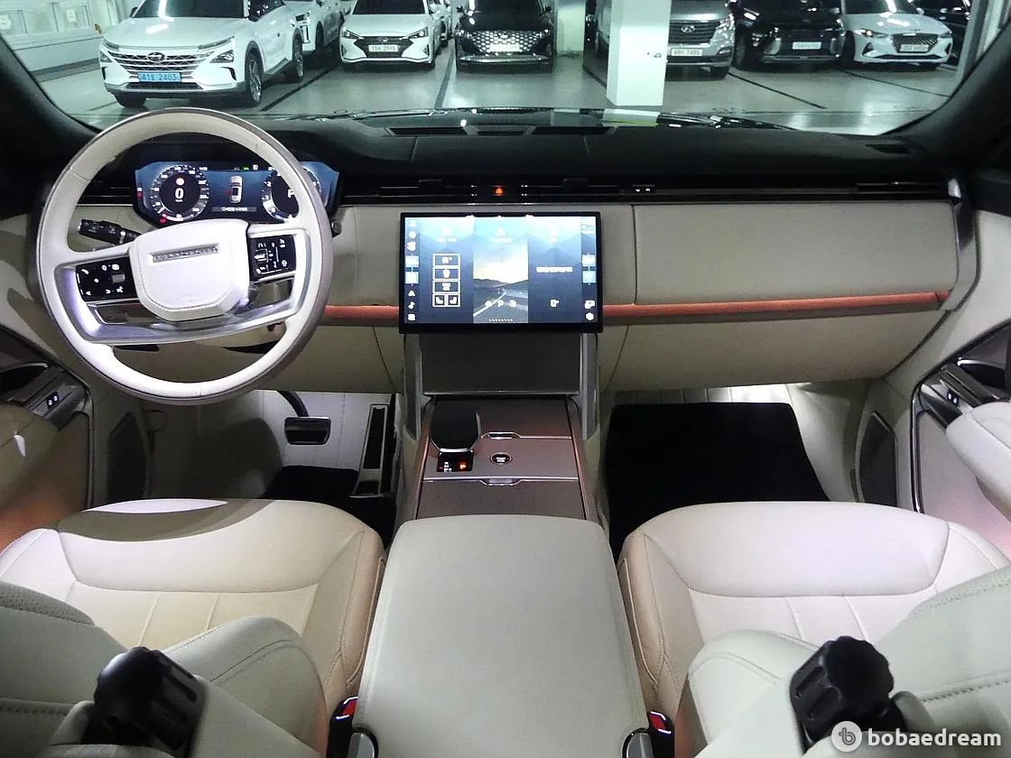 Land Rover Range Rover 2025 photo 4