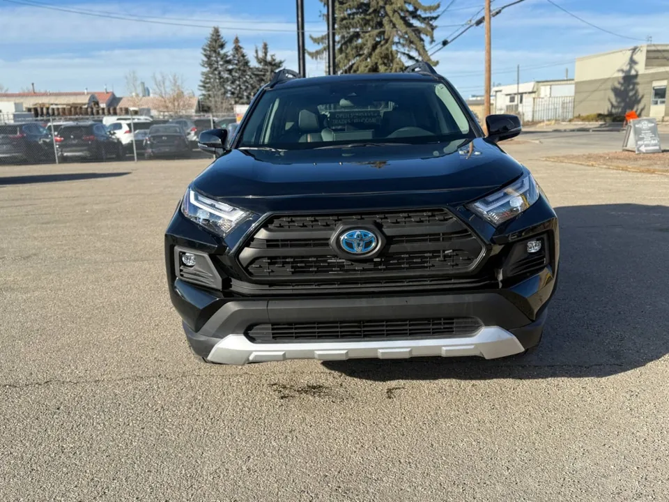 Toyota Rav4 2024 photo 2