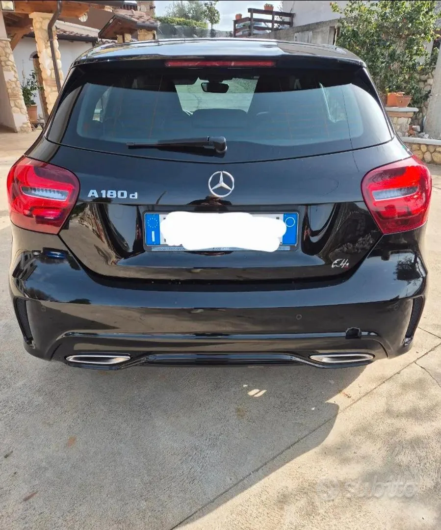Mercedes-Benz A 180D 2017 photo 5