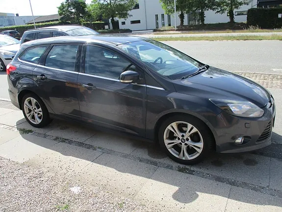 Ford Focus 2012 photo 4