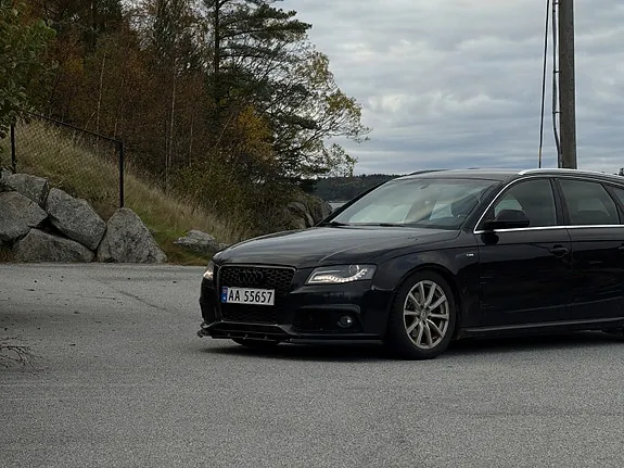 Audi A4 2009 photo 2
