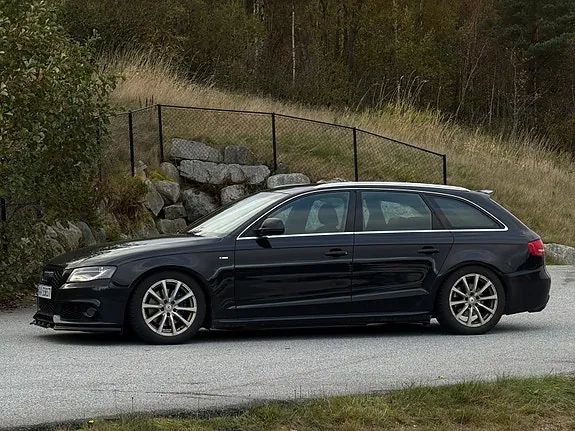 Audi A4 2009 photo 3