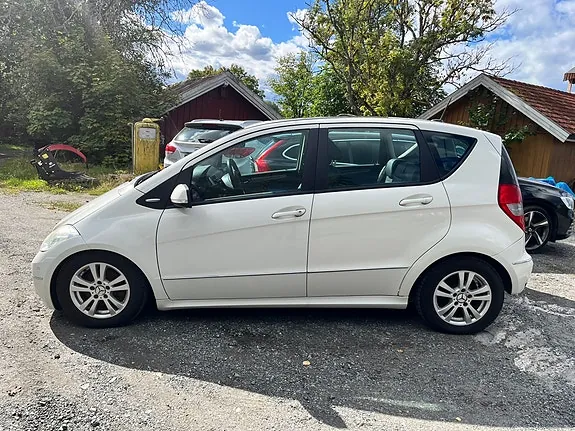Mercedes-Benz A160