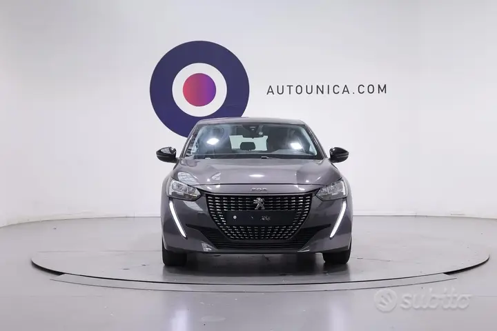 Peugeot 208 2023 photo 2