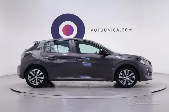 Peugeot 208 2023 photo 4