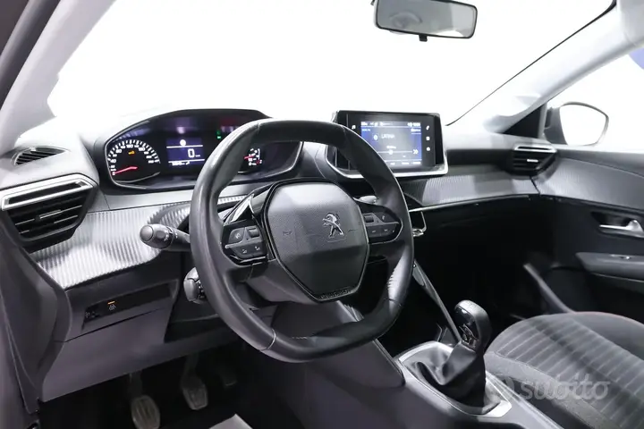 Peugeot 208 2023 photo 5