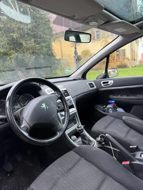 Peugeot 307