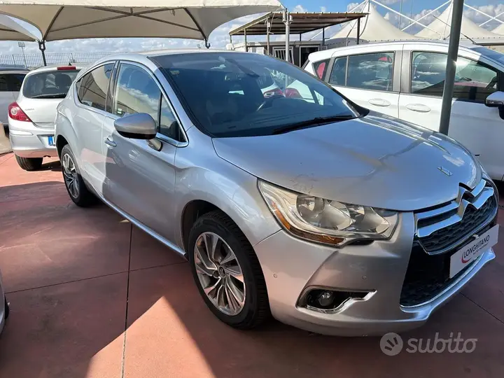 DS Automobiles Ds 4 2013 photo 2