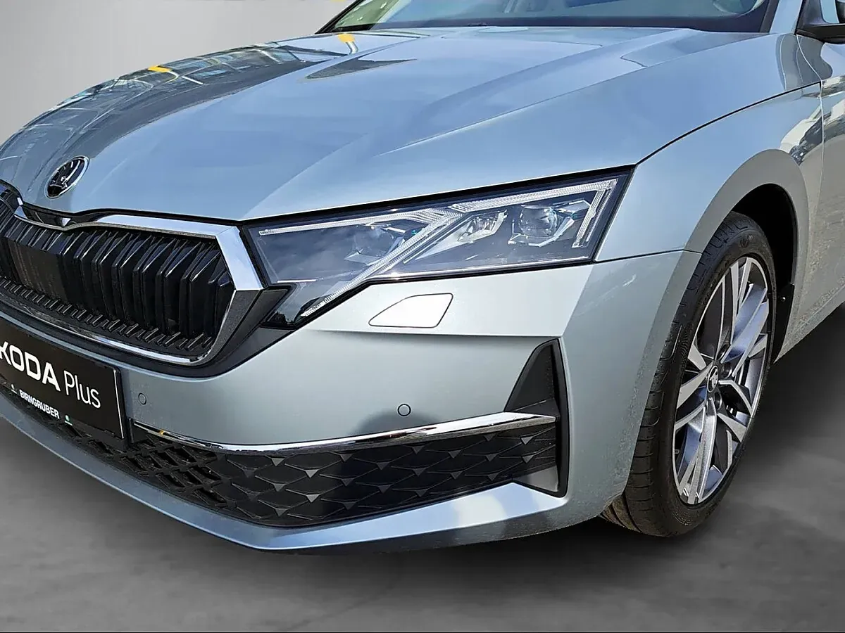 Skoda Octavia 2026 photo 3