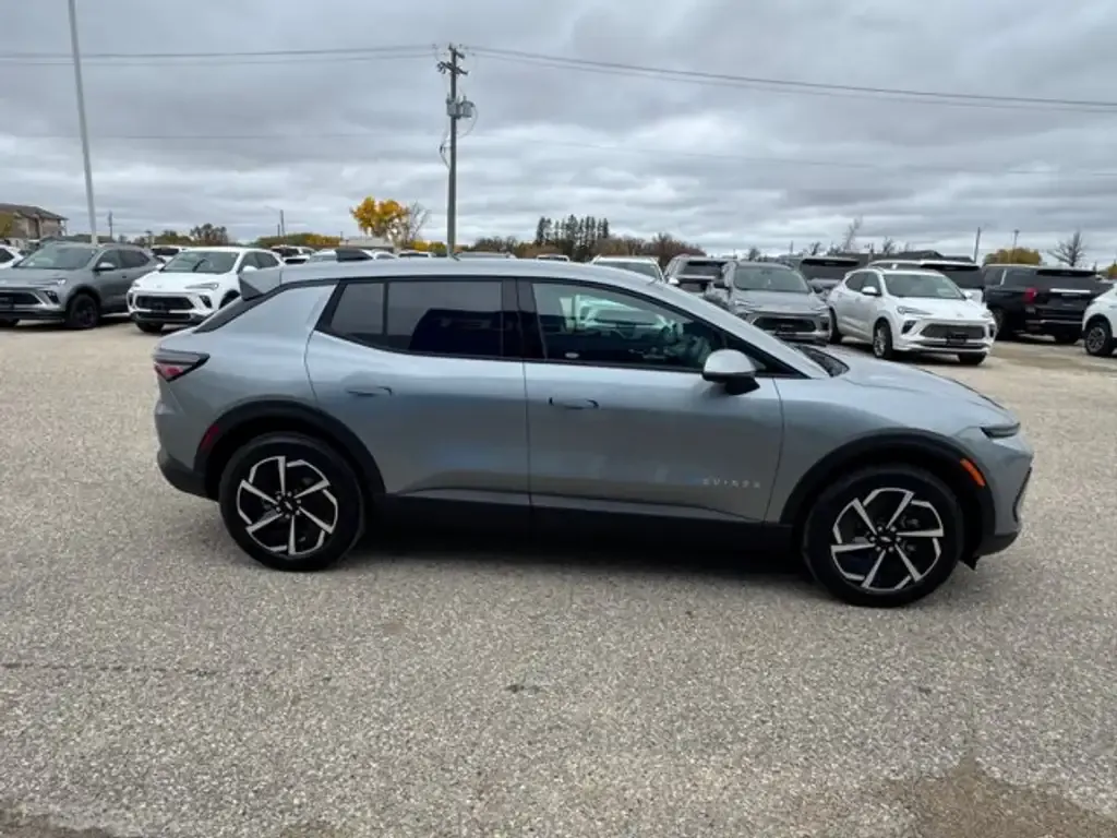 Chevrolet Equinox 2027 photo 4