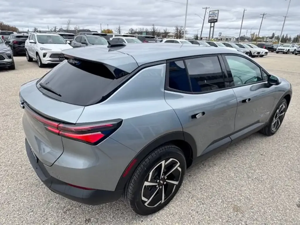 Chevrolet Equinox 2027 photo 5