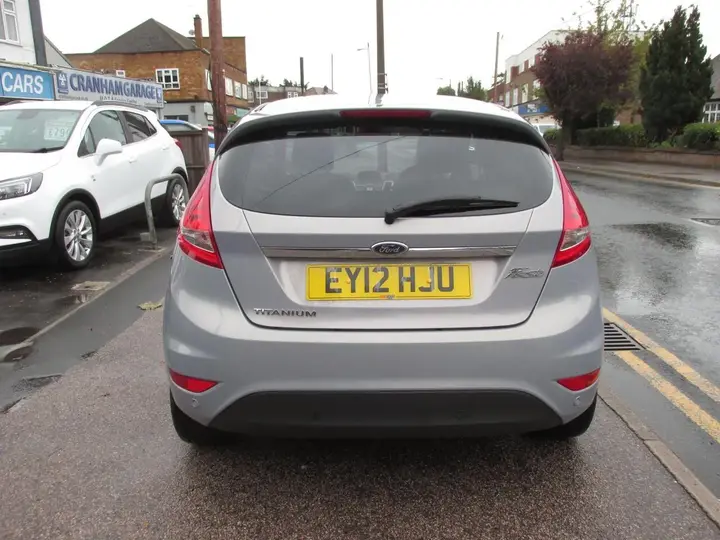Ford Fiesta 2012 photo 5