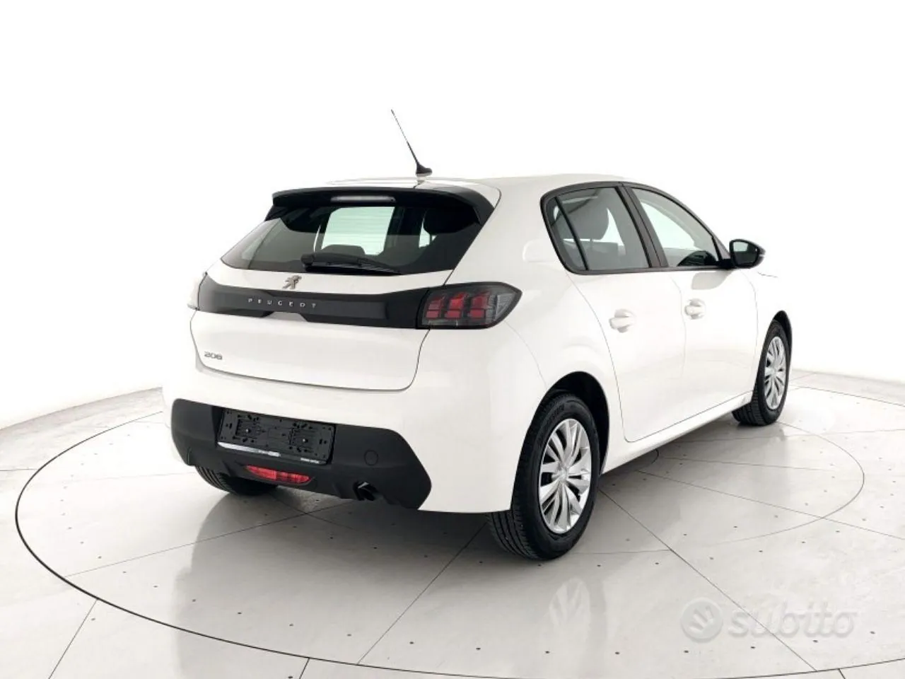 Peugeot 208 2022 photo 3