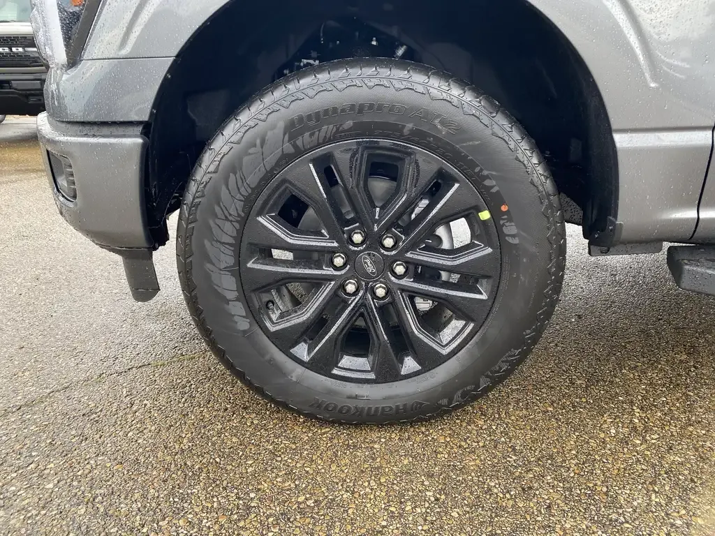 Ford F-150 2026 photo 3