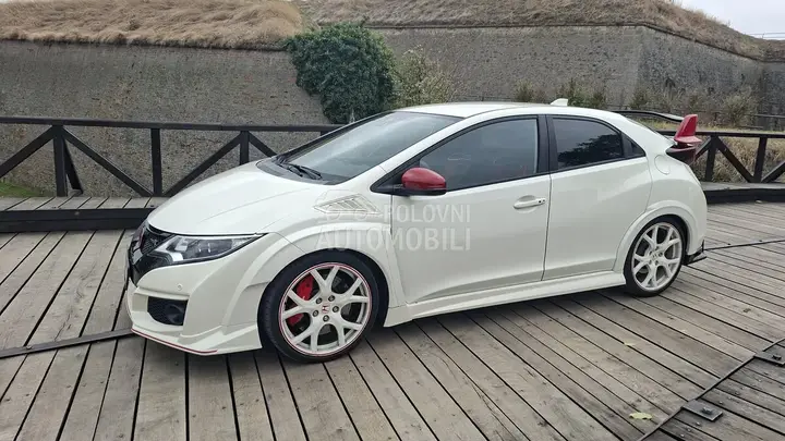 Honda Civic 2017 photo 4