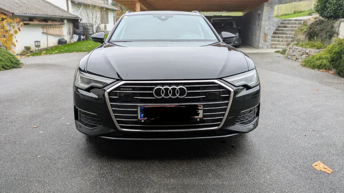 Audi A6 2022 photo 2