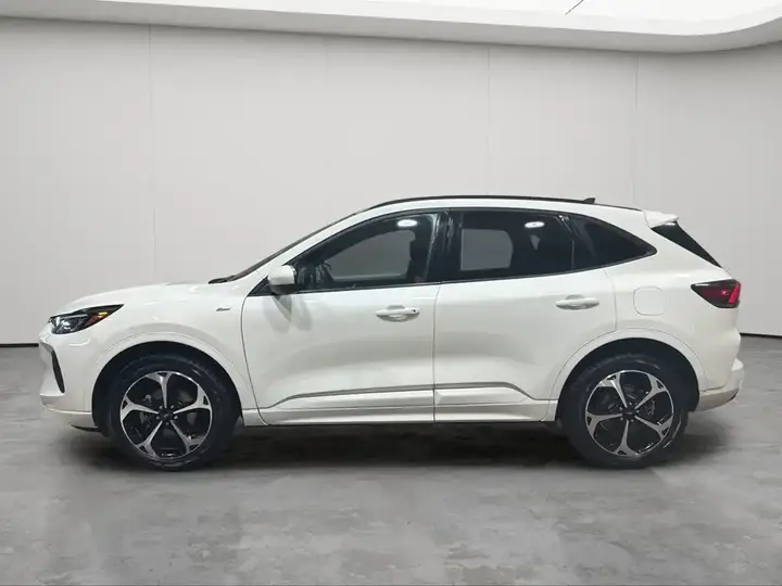 Ford Escape 2024 photo 4