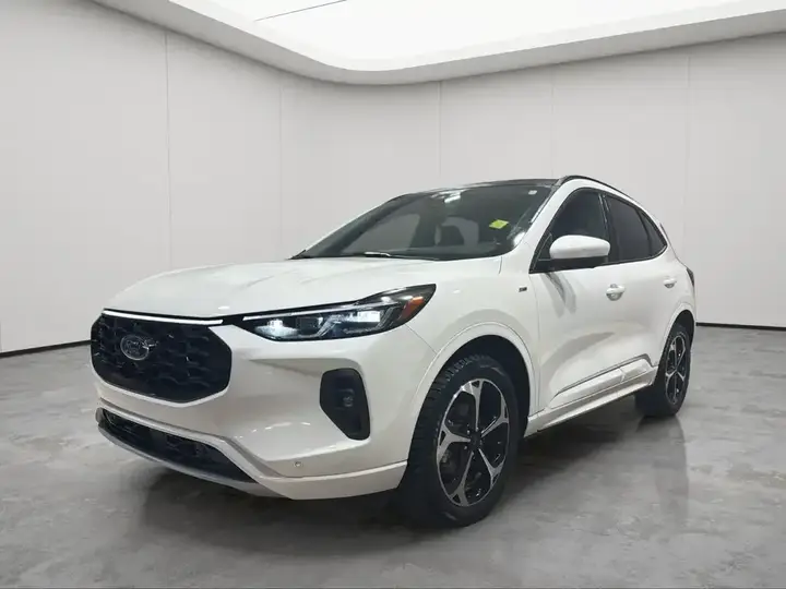Ford Escape 2024 photo 3