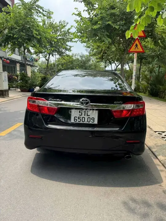 Toyota Camry 2013 photo 2