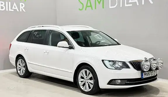 Skoda Superb 2014 photo 3