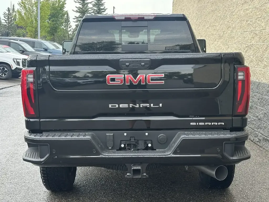 GMC Sierra 3500Hd 2026 photo 5