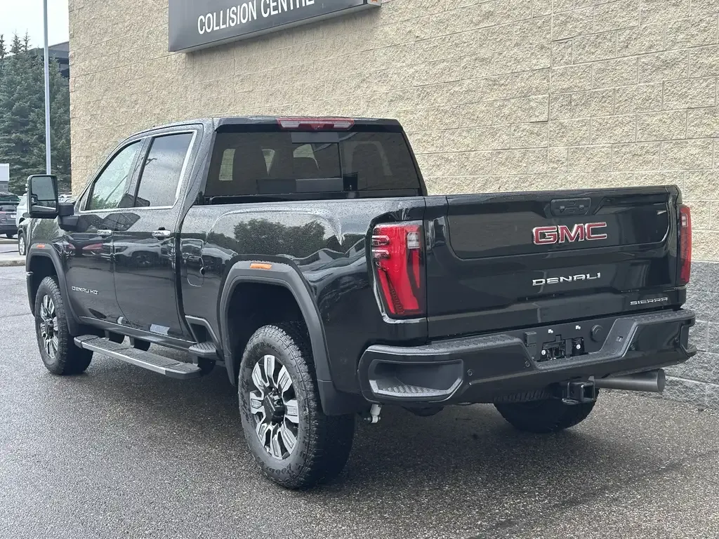 GMC Sierra 3500Hd 2026 photo 4