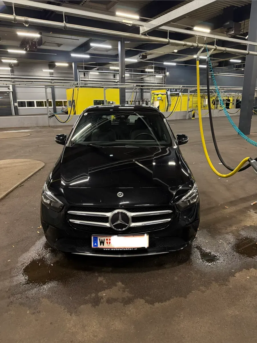Mercedes-Benz B-Class 2021 photo 2