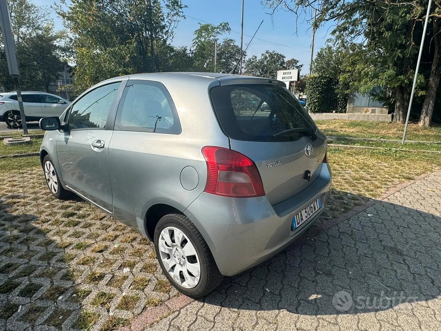 Toyota Yaris 2006 photo 3