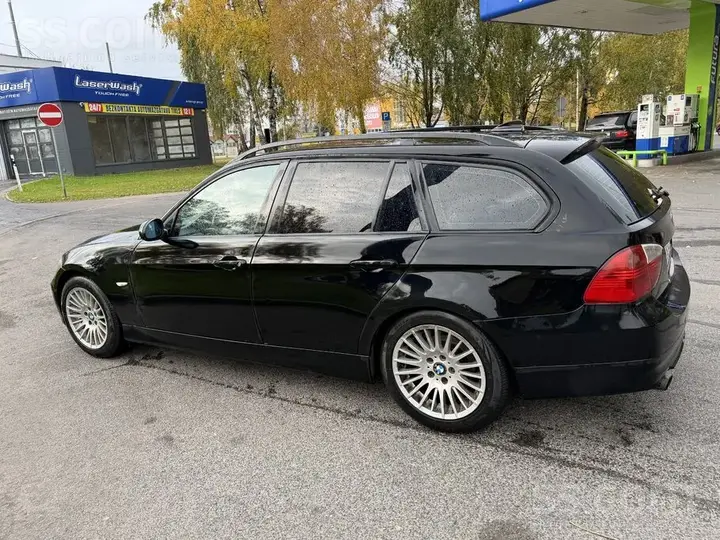 BMW 320 2007 photo 3