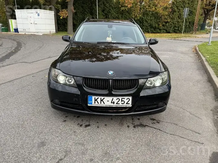 BMW 320 2007 photo 4