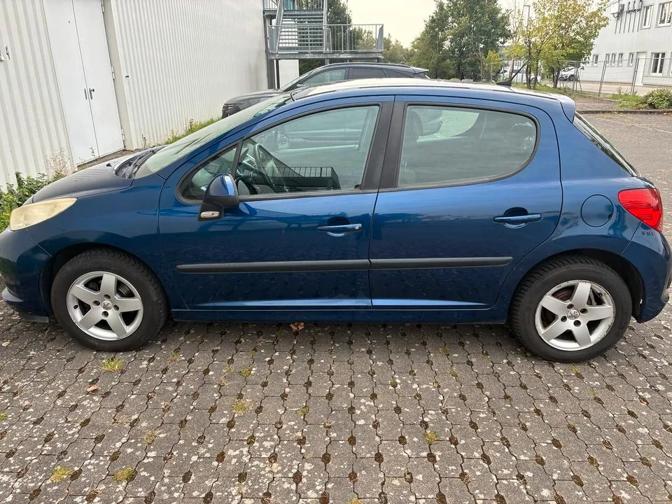 Peugeot 207