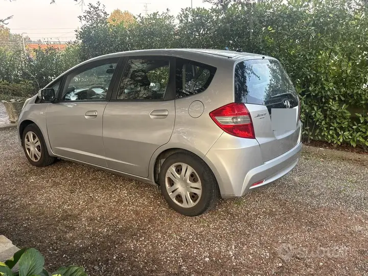 Honda Jazz 2011 photo 4