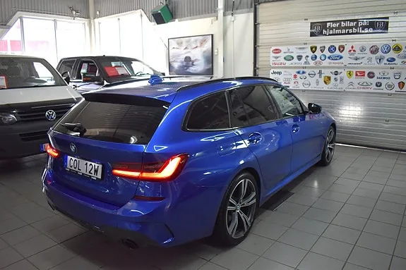 BMW 320 2021 photo 2