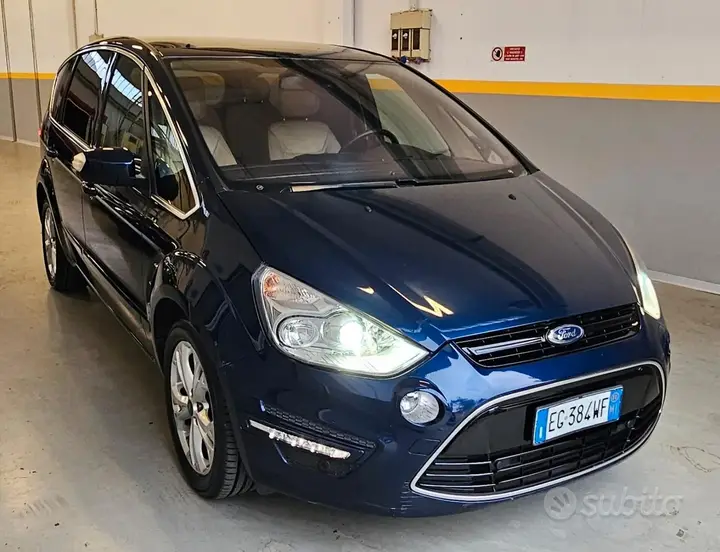 Ford S-Max 2011 photo 3