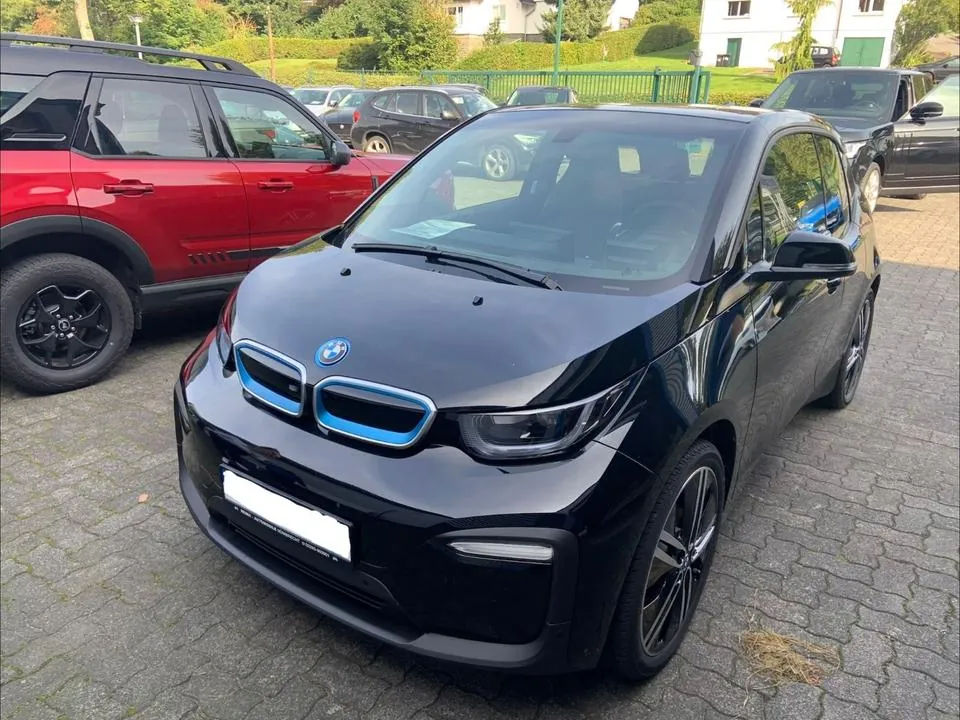 BMW I3