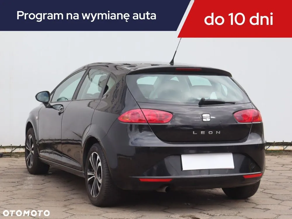 Seat Leon 2010 photo 5