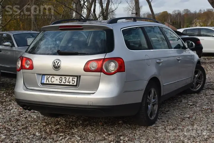 Volkswagen Passat 2006 photo 2