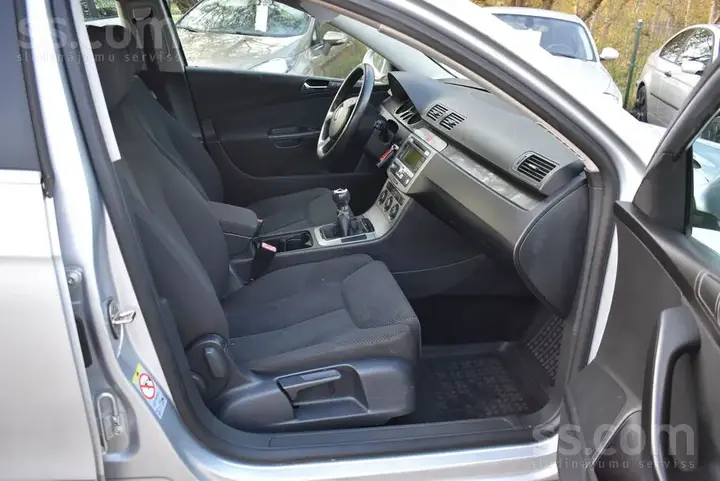 Volkswagen Passat 2006 photo 5