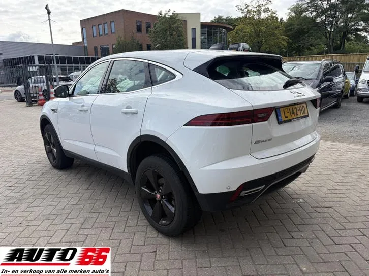 Jaguar E-Pace 2021 photo 3