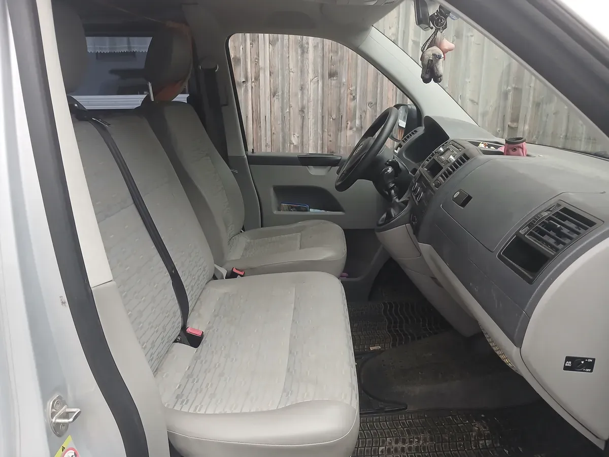 Volkswagen T5 2013 photo 3