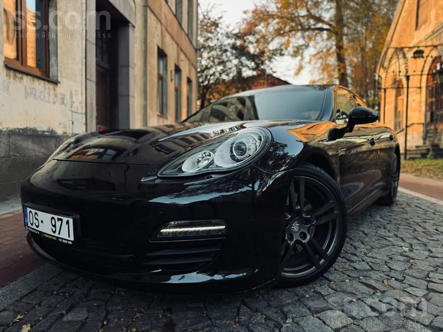 Porsche Panamera 2012 photo 3