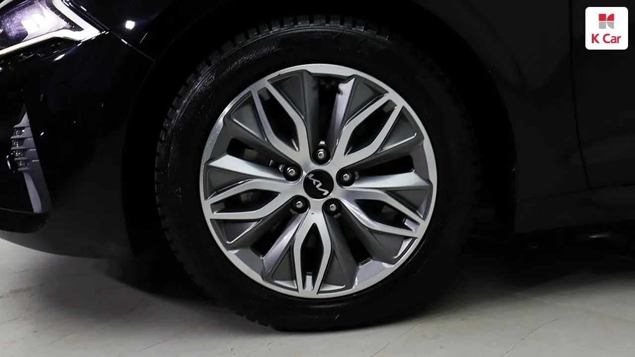 Kia K5 2023 photo 5