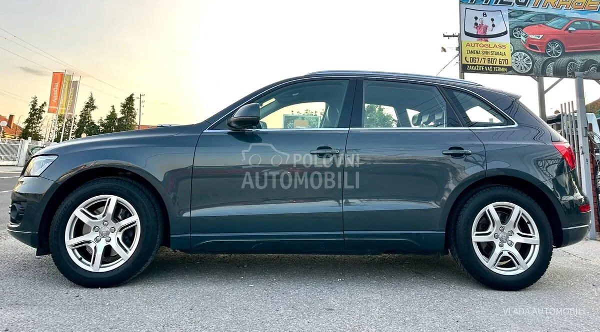 Audi Q5 2009 photo 4