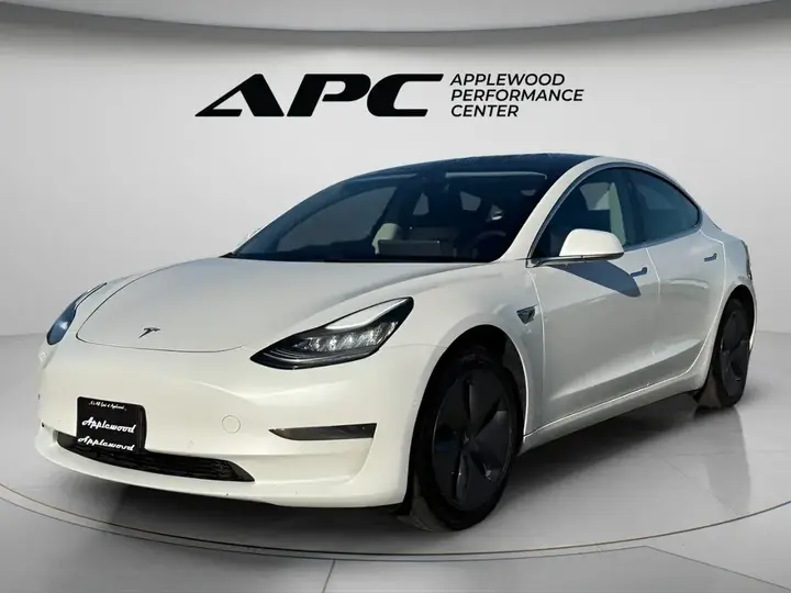Tesla Model 3 2020 photo 2