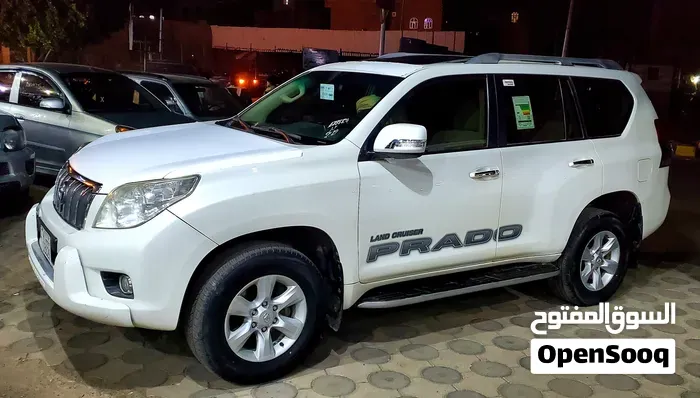 Toyota Prado 2012 photo 2