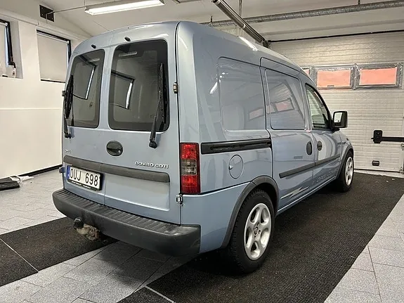 Opel Combo 2009 photo 2