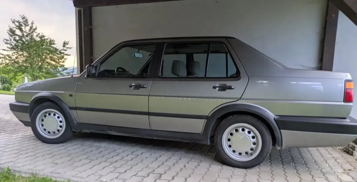 Volkswagen Jetta 1989 photo 3