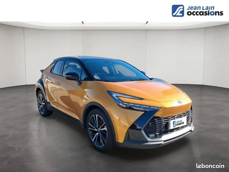 Toyota C-Hr 2024 photo 3