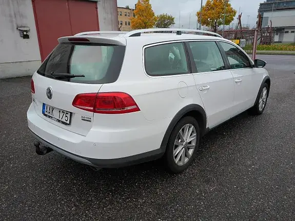 Volkswagen Passat Alltrack 2014 photo 3