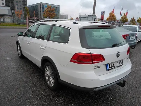 Volkswagen Passat Alltrack 2014 photo 4